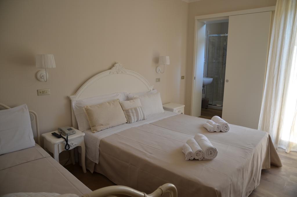 Hotel Monique Cervia Zewnętrze zdjęcie