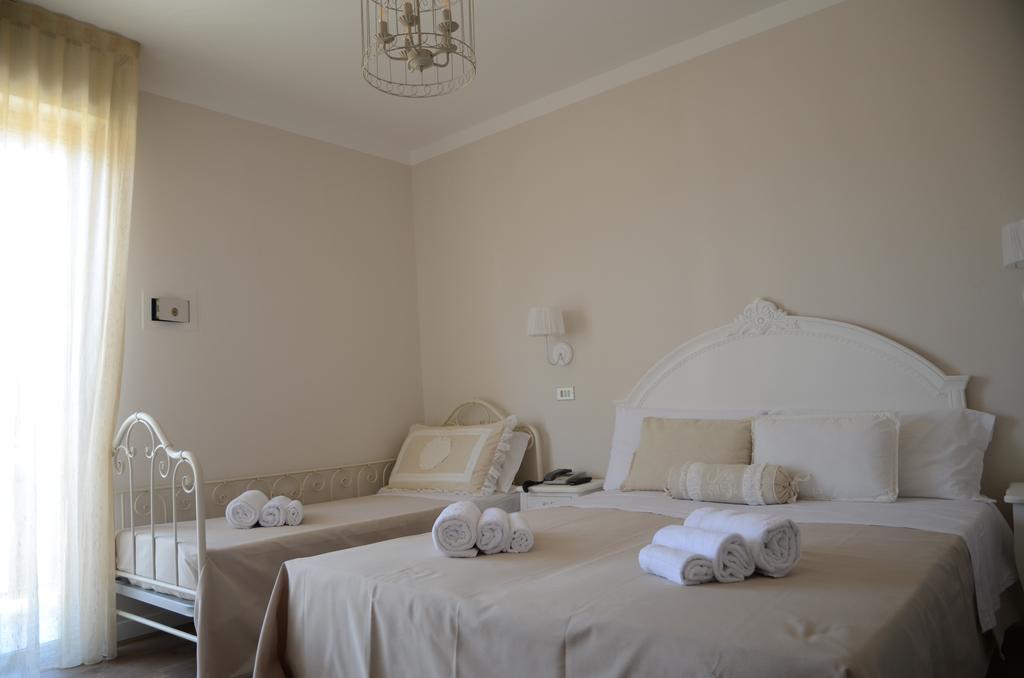 Hotel Monique Cervia Zewnętrze zdjęcie