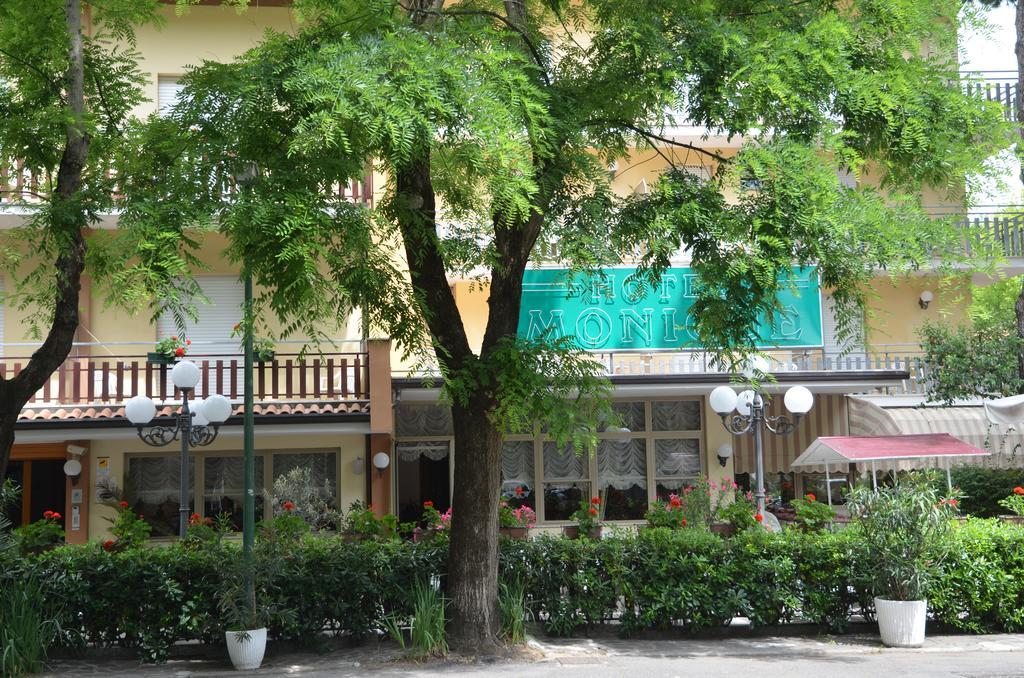 Hotel Monique Cervia Zewnętrze zdjęcie